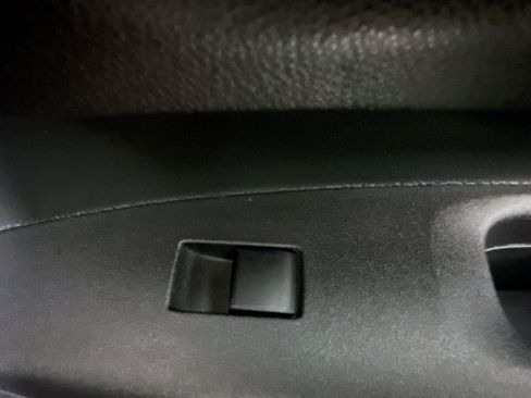 Used 2024 Toyota Corolla SE FWD image 31
