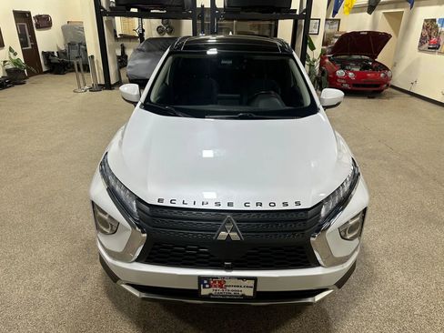 Used 2022 Mitsubishi Eclipse Cross SE image 4