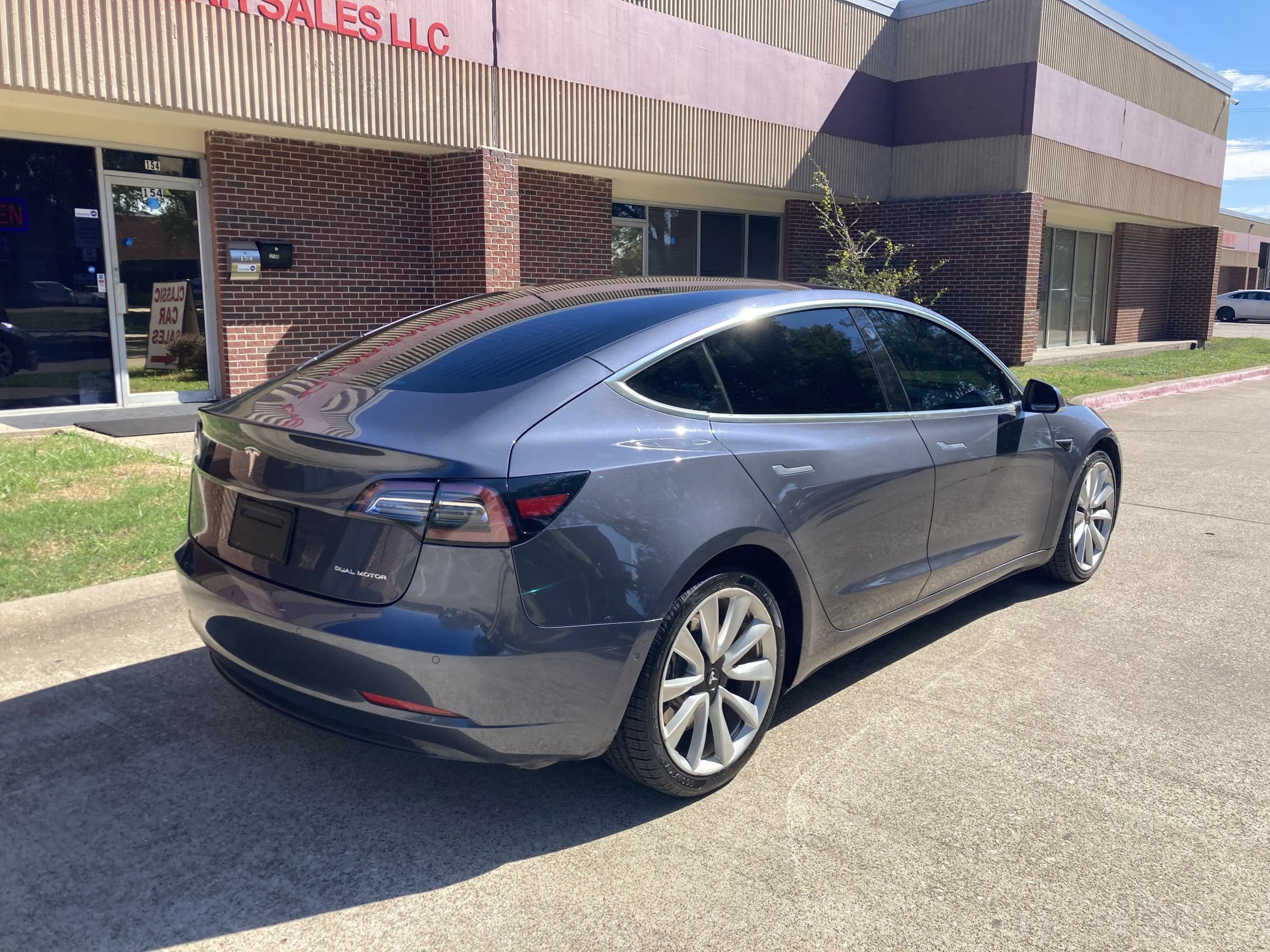 Used 2020 Tesla Model 3 Long Range AWD/4WD image 2