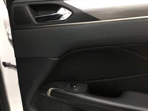 Used 2018 Lincoln MKC Premiere image 19