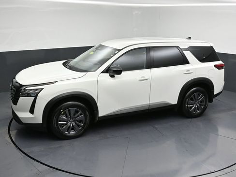 New 2026 Nissan Pathfinder S AWD/4WD image 26