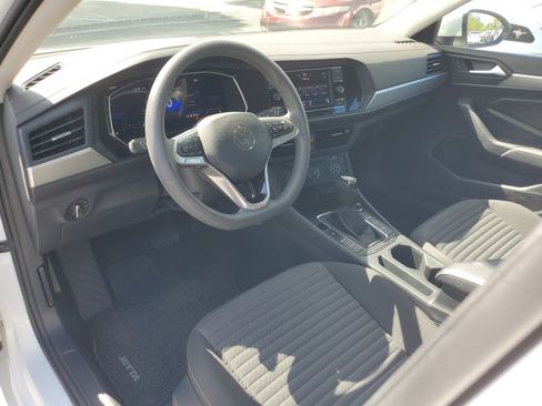 Certified 2023 Volkswagen Jetta S FWD image 19