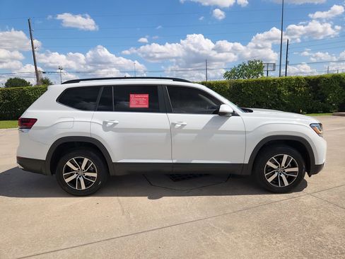 Used 2023 Volkswagen Atlas SE FWD image 4