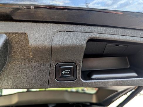 Used 2018 GMC Acadia Denali w/ Technology Package image 14