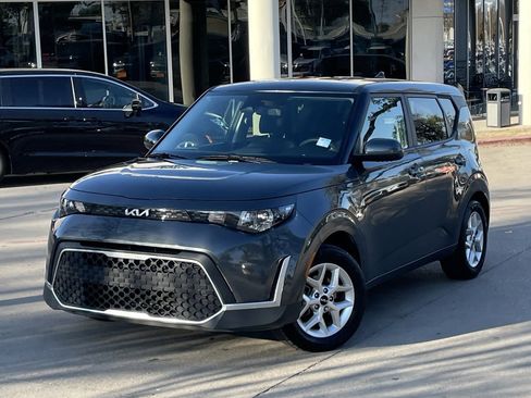 Used 2024 Kia Soul LX w/ Option Group 015 image 9