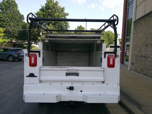 Used 2018 Ford F350 XL w/ Power Equipment Group RWD image 8