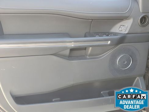 Used 2022 Ford Expedition XLT image 44
