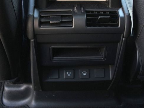 Used 2025 Land Rover Defender 110 S AWD/4WD image 17