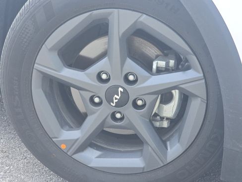 Used 2025 Kia K4 FWD image 8