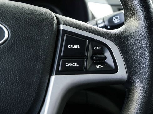 Used 2014 Hyundai Accent GS image 15