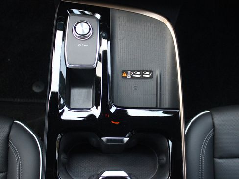 Certified 2026 Buick Enclave Avenir w/ Super Cruise Package image 22