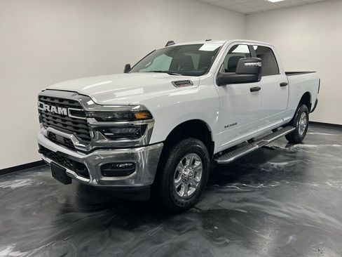 Used 2025 RAM 2500 Big Horn image 16