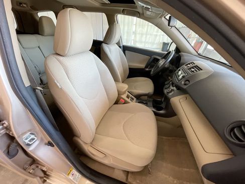 Used 2012 Toyota RAV4 4WD V6 w/ Upgrade Value Pkg image 23