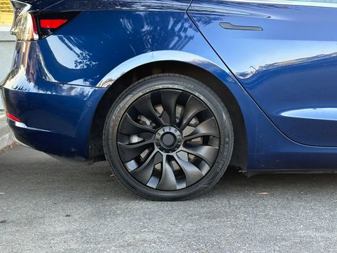 Used 2019 Tesla Model 3 Mid Range RWD image 25