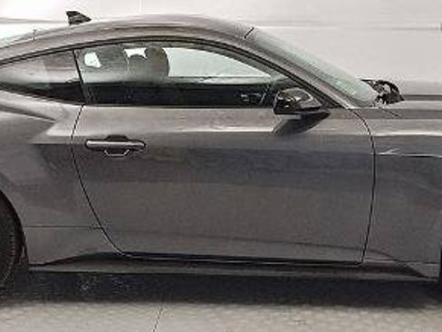 Certified 2025 Ford Mustang Coupe RWD image 2