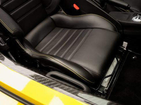 Used 2016 Alfa Romeo 4C Spider RWD image 36