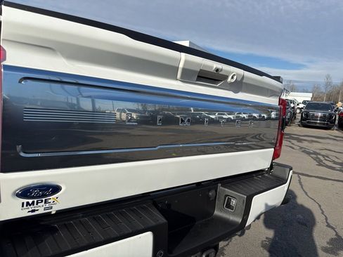 Used 2024 Ford F250 Limited image 34