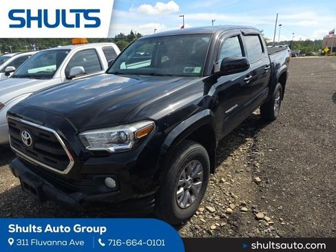 Used 2017 Toyota Tacoma SR5 w/ Tow Package AWD/4WD image 1