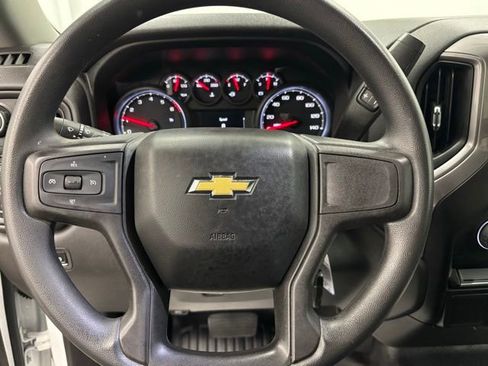 Used 2020 Chevrolet Silverado 1500 W/T w/ WT Value Package AWD/4WD image 15