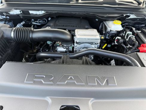 New 2026 RAM 1500 Express AWD/4WD image 23