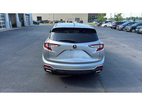 Used 2024 Acura RDX SH-AWD image 5