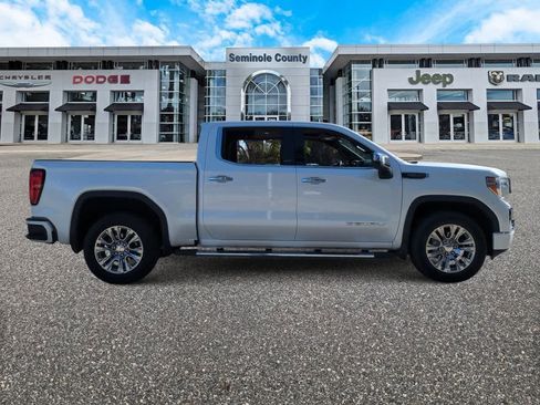Used 2021 GMC Sierra 1500 Denali w/ Driver Alert Package II image 9