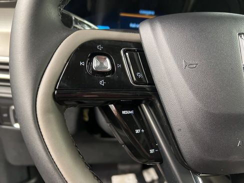 New 2026 Lincoln Corsair Premiere image 17