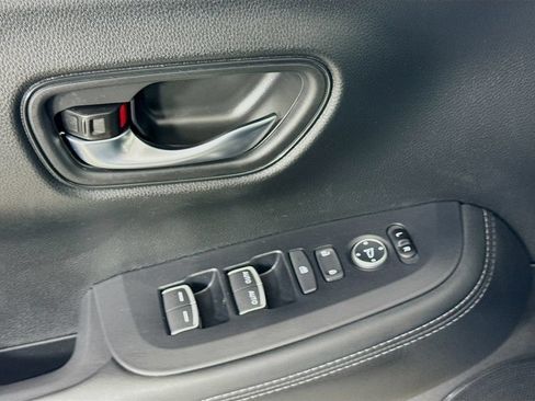 Used 2026 Honda HR-V EX-L image 23