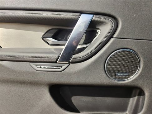 Used 2024 Land Rover Discovery Sport Dynamic SE image 22