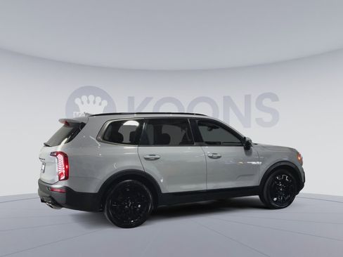 Used 2022 Kia Telluride EX w/ EX Premium Package image 11
