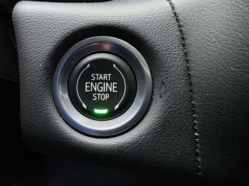 Used 2022 Chevrolet Tahoe RST image 19