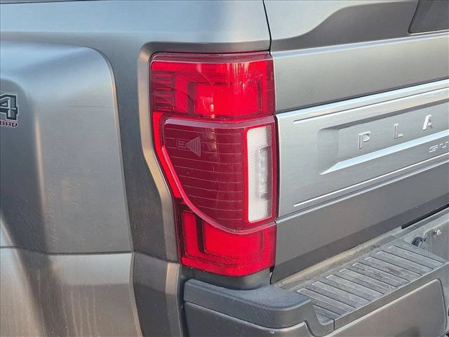 Used 2022 Ford F450 Platinum w/ FX4 Off-Road Package AWD/4WD image 14