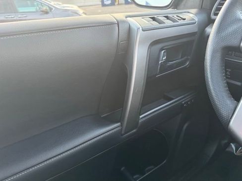 Used 2020 Toyota 4Runner Limited image 36
