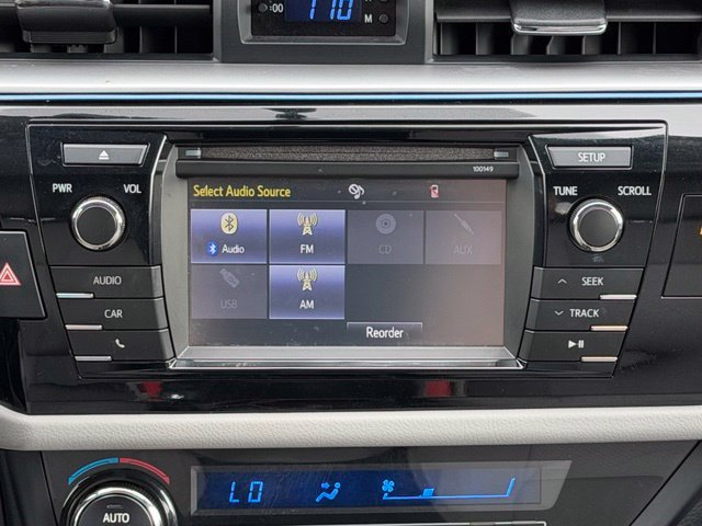 Used 2015 Toyota Corolla LE FWD image 26