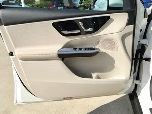 Certified 2025 Mercedes-Benz GLC 300 image 23