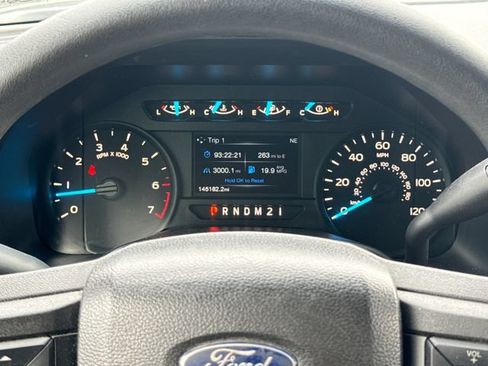 Used 2017 Ford F150 XL w/ Equipment Group 101A Mid AWD/4WD image 24