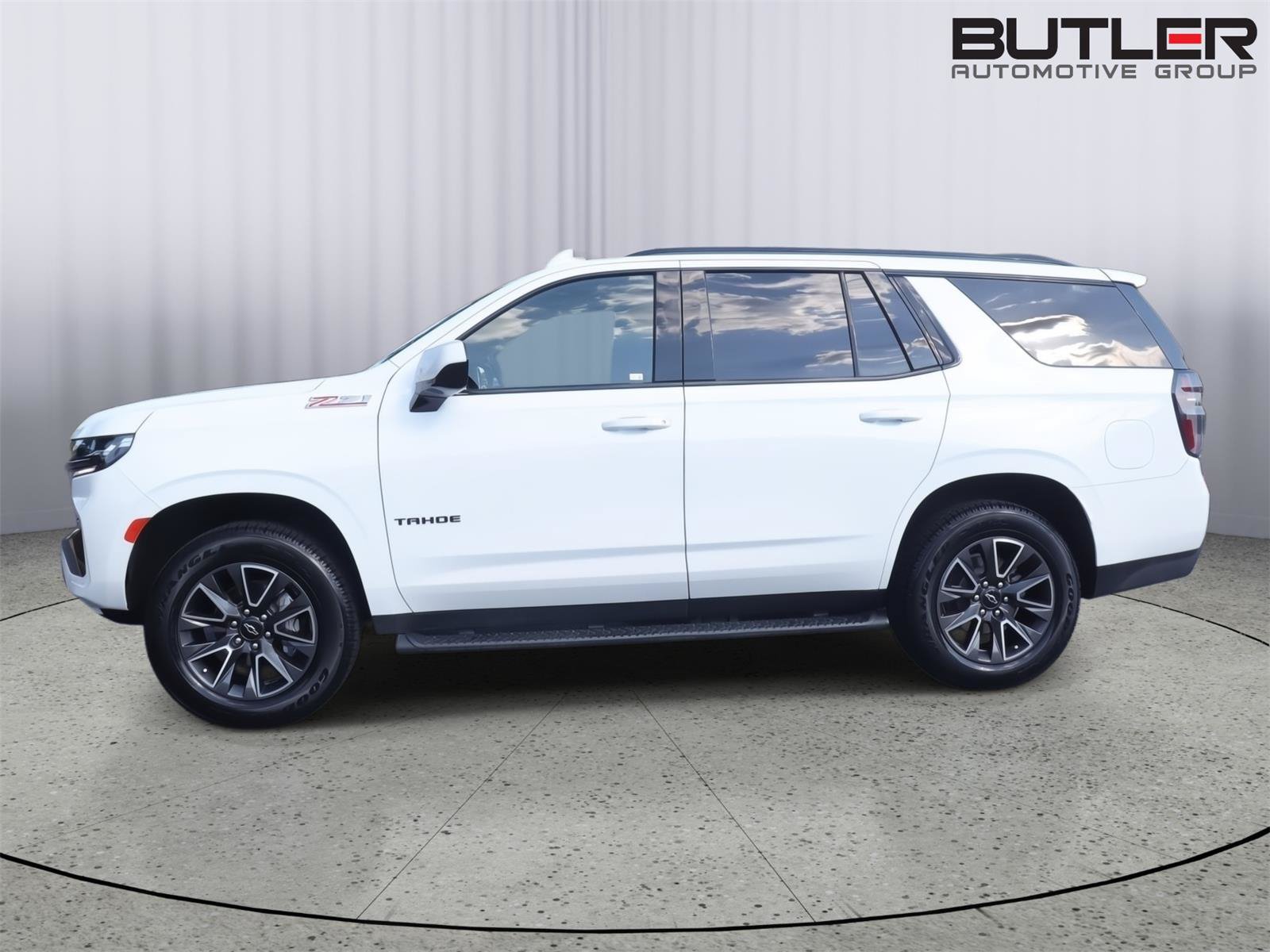 Used 2023 Chevrolet Tahoe Z71 AWD/4WD image 3