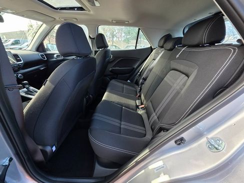 New 2025 Hyundai Venue SEL image 17