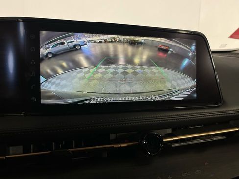 Used 2023 Nissan Ariya AWD image 18