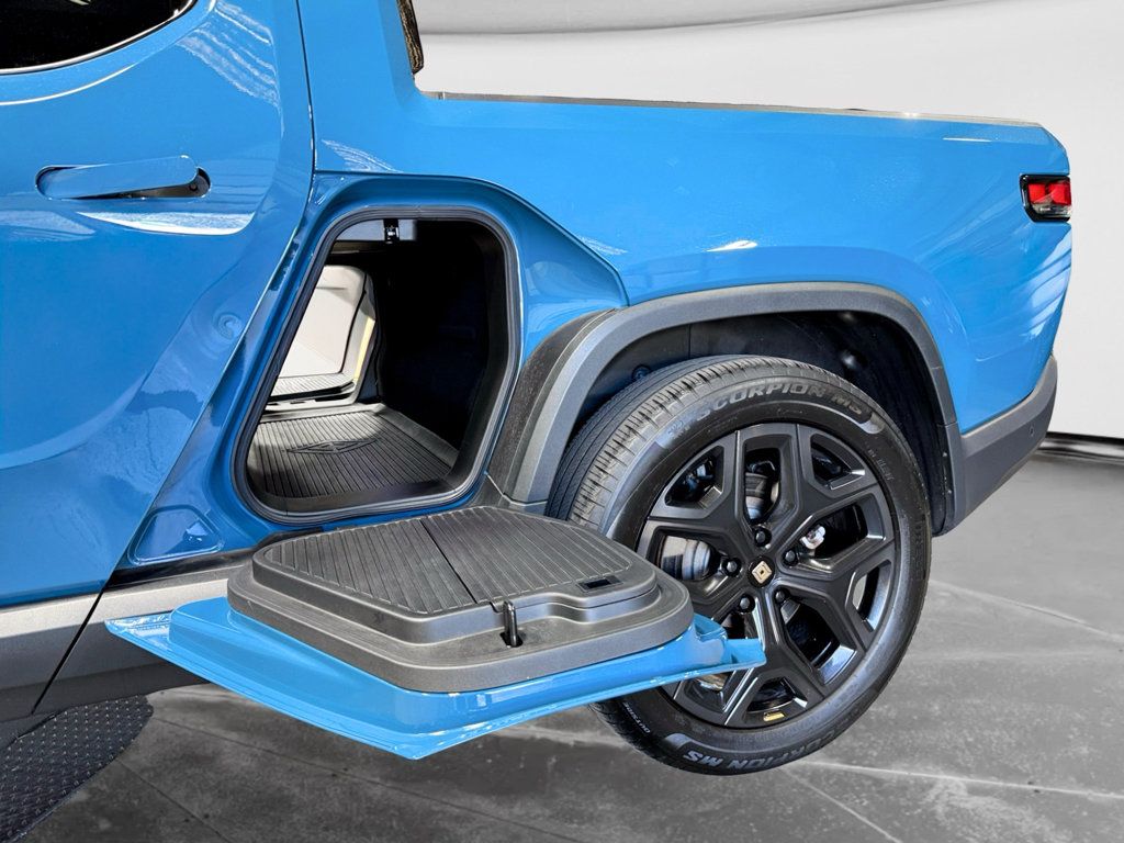 Used 2025 Rivian R1T Adventure Dual AWD/4WD image 28