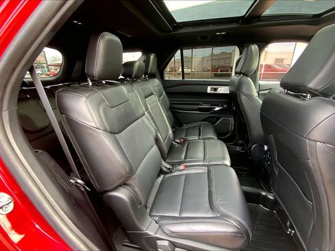 Used 2022 Ford Explorer ST w/ Equipment Group 401A image 19