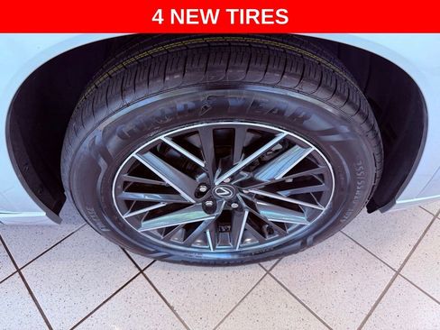 Used 2024 Lexus TX 350 FWD w/ Technology Package image 4