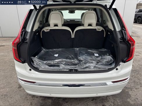 New 2026 Volvo XC90 B6 Ultra w/ Protection Package image 17