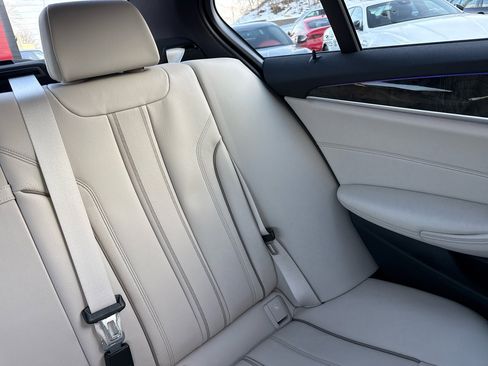 Used 2023 BMW 530e xDrive 530xe w/ Premium Package image 69