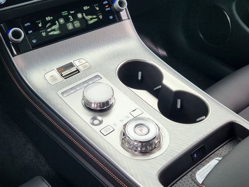 New 2026 Genesis GV70 2.5T Sport Prestige AWD/4WD image 16