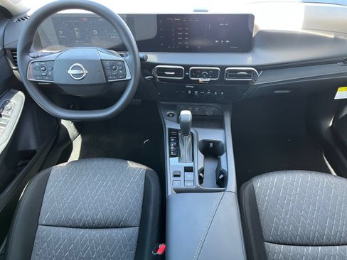 New 2027 Nissan Sentra SV w/ Floor Mat Package FWD image 12