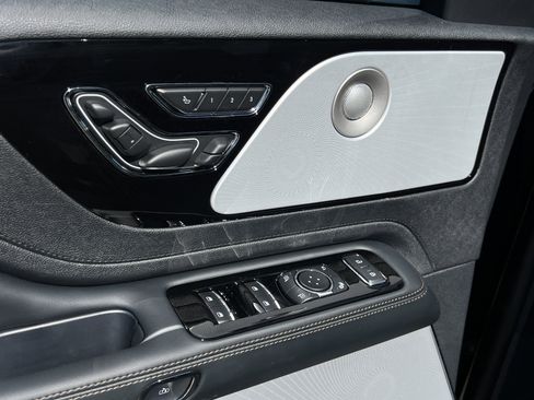 New 2025 Lincoln Aviator Reserve w/ Equipment Group 201A image 24