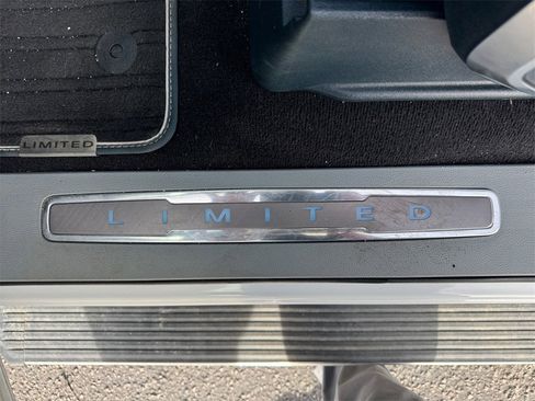 Certified 2024 Ford F450 Limited w/ FX4 Off-Road Package image 23