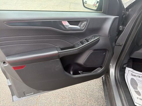 Used 2023 Ford Escape ST-Line w/ Tech Pack #1 FWD image 19