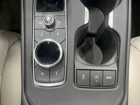 Used 2022 Cadillac XT4 Premium Luxury w/ LPO, Radiant Package image 14